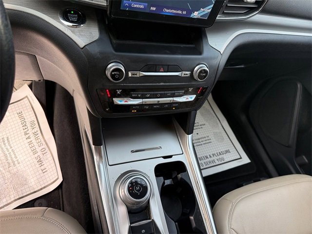 Used 2020 Ford Explorer XLT w/ Equipment Group 202A image 15