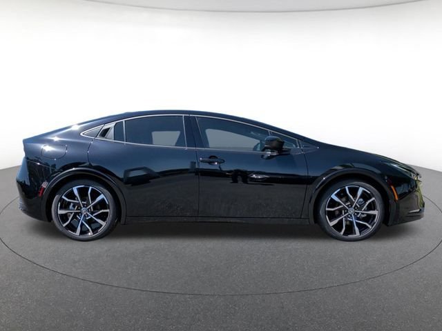 New 2026 Toyota Prius Plug-In Hybrid FWD image 4