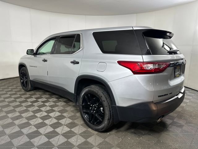 Used 2020 Chevrolet Traverse LS w/ LPO, Blackout Package image 5