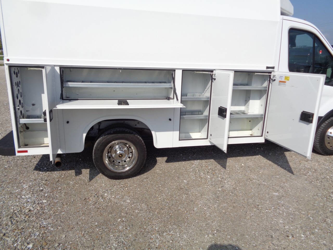 Used 2020 Ford Transit 350 DRW w/ Interior Upgrade Package image 77