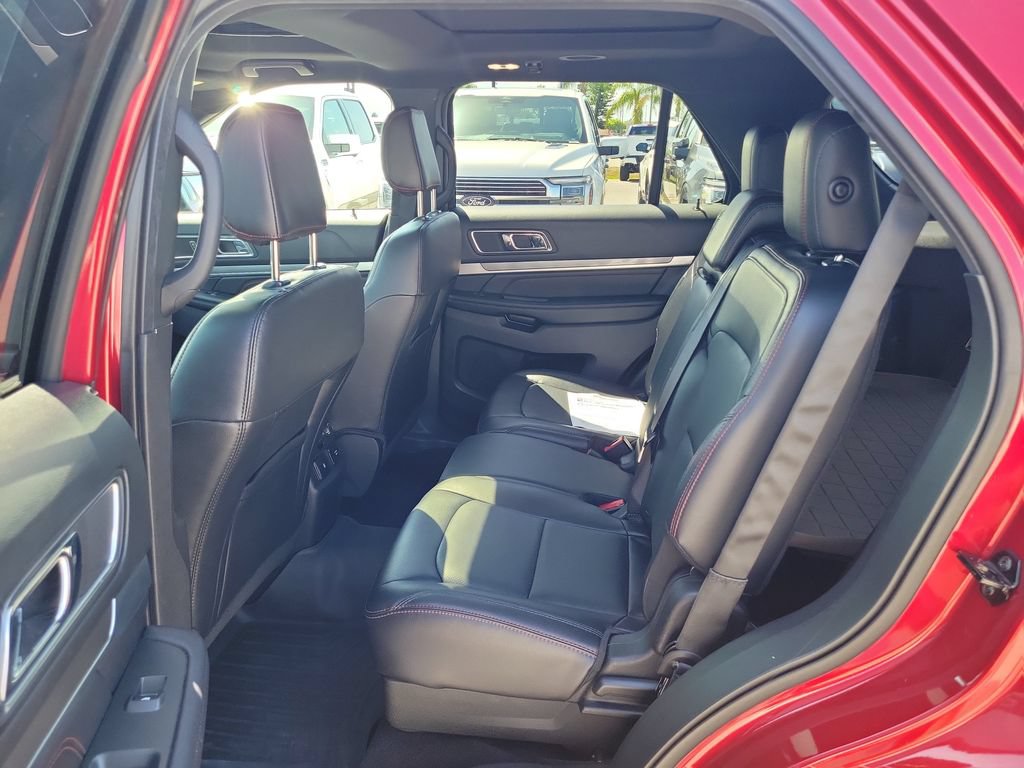 Used 2019 Ford Explorer Sport w/ Equipment Group 401A AWD/4WD image 11