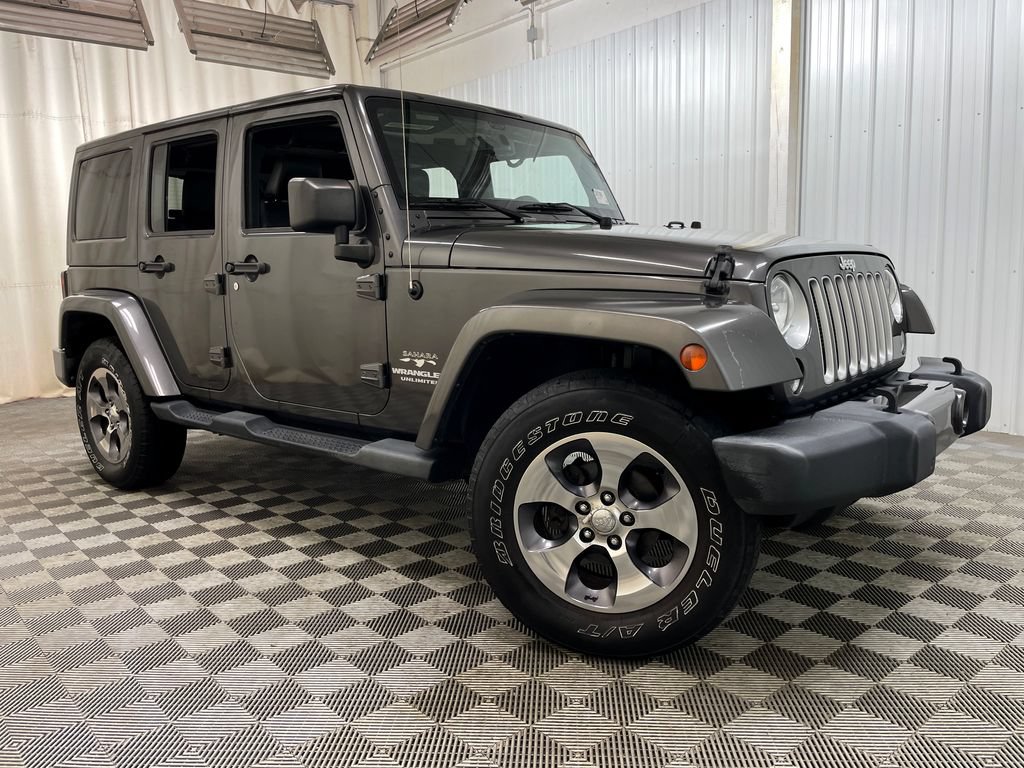 Used 2016 Jeep Wrangler Unlimited Sahara AWD/4WD image 43
