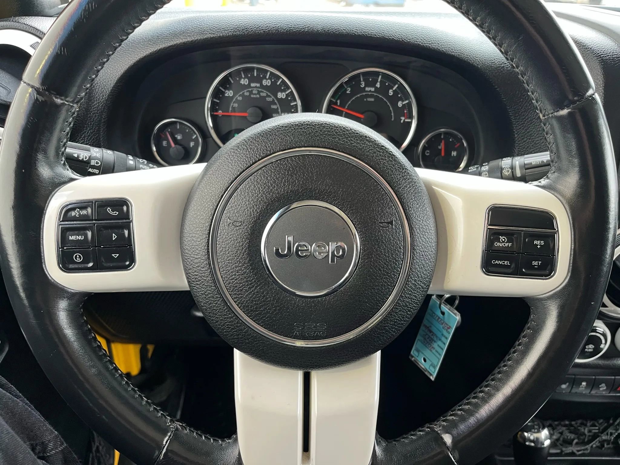 Used 2015 Jeep Wrangler Unlimited Sahara image 10