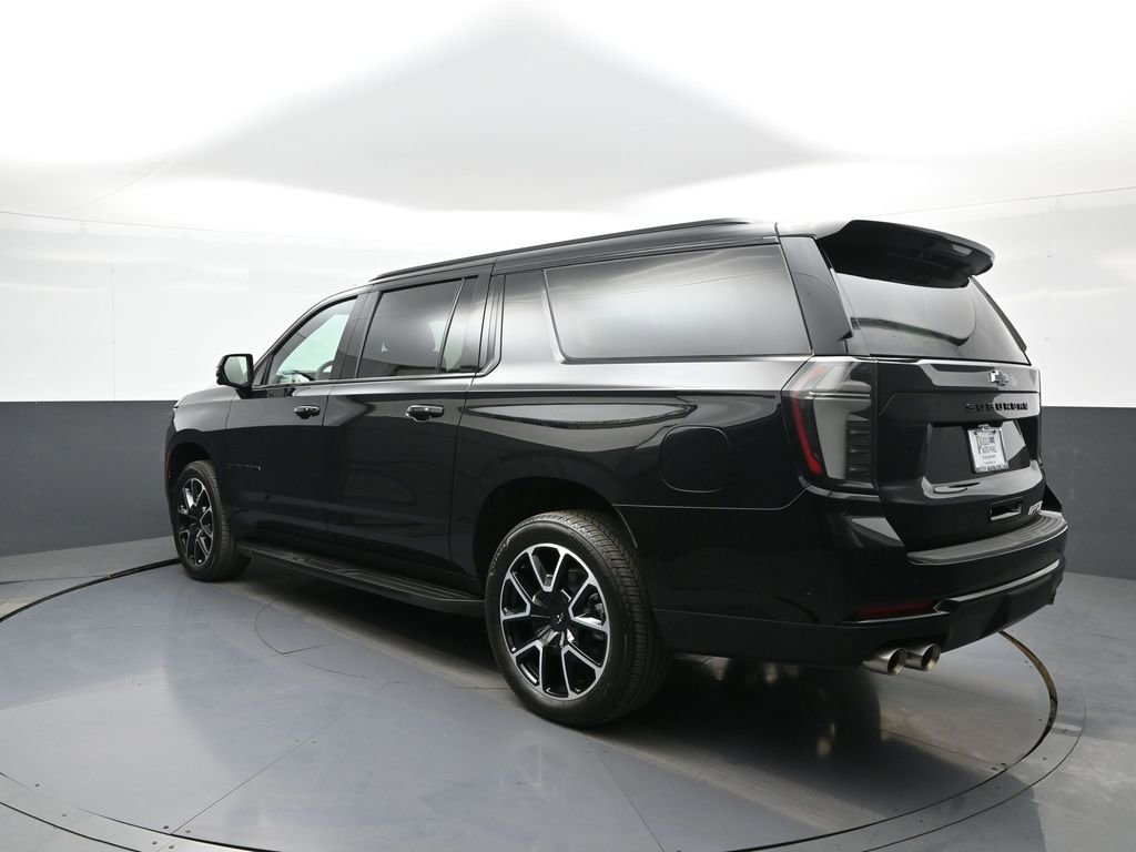 Used 2026 Chevrolet Suburban RST w/ Comfort Package AWD/4WD image 8