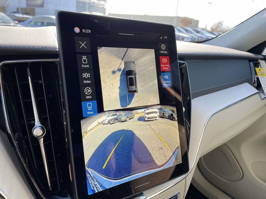 New 2026 Volvo XC60 B5 Ultra w/ Protection Package Premier image 16