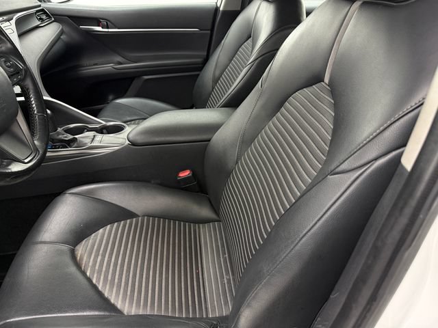 Used 2022 Toyota Camry SE FWD image 25