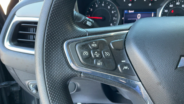 Used 2022 Chevrolet Equinox LS w/ LS Convenience Package FWD image 11