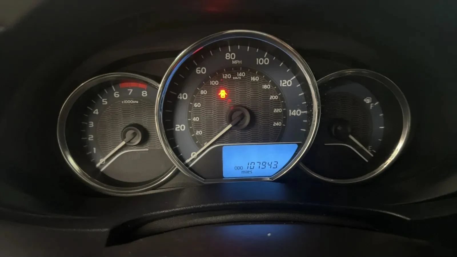 Used 2016 Toyota Corolla LE FWD image 11
