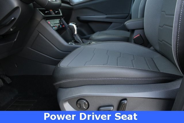 New 2025 Volkswagen Taos SE image 4