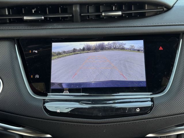 New 2025 Cadillac XT5 Premium Luxury FWD image 13