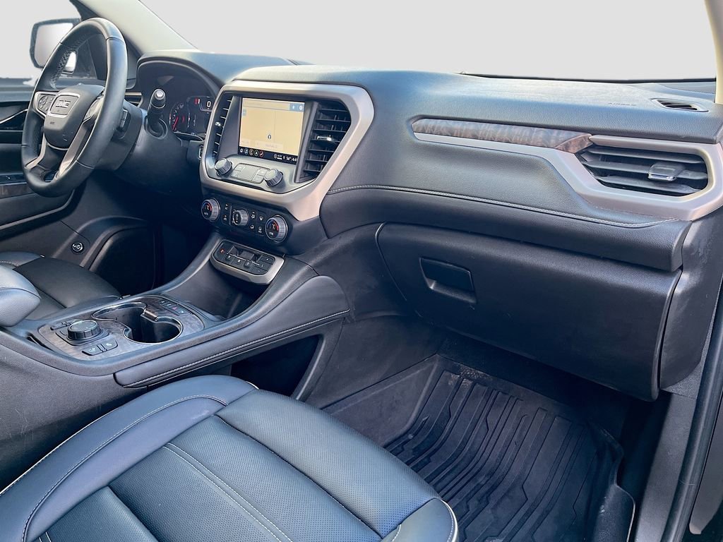 Used 2023 GMC Acadia Denali w/ Denali Technology Package image 31