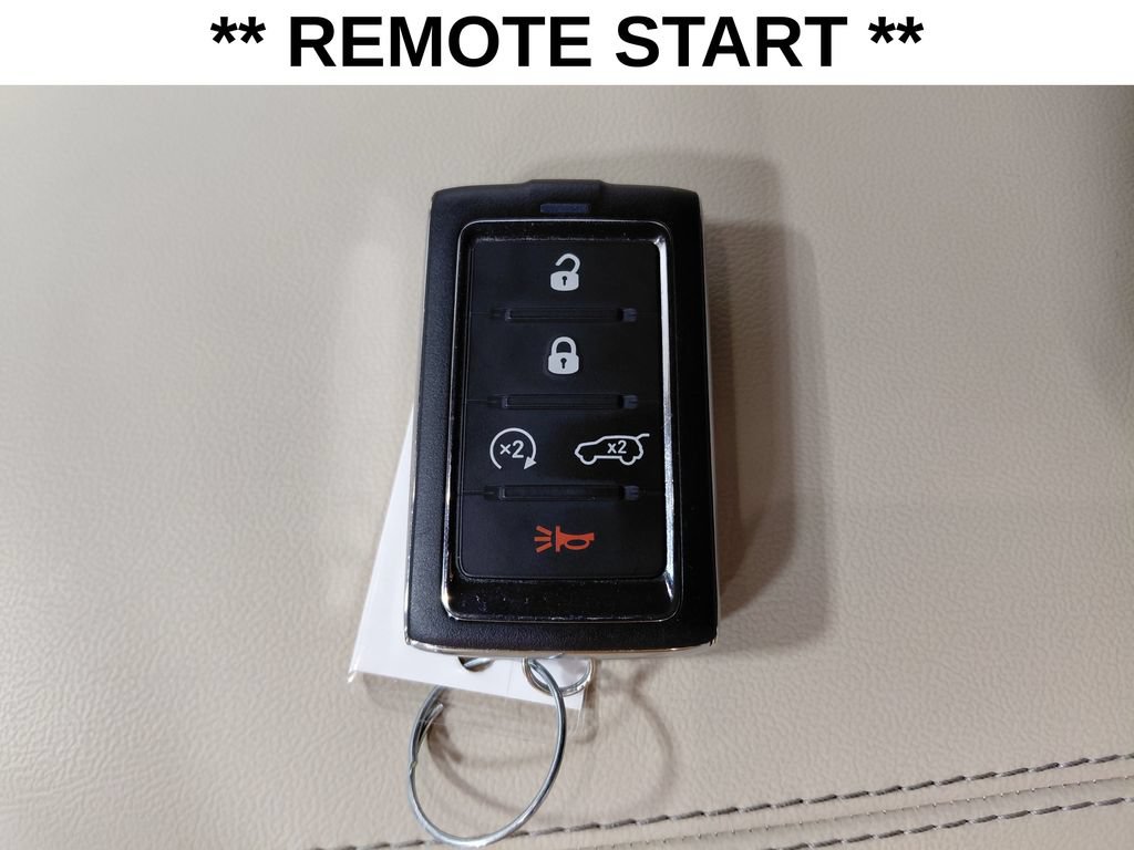 Used 2023 Jeep Grand Cherokee L Limited AWD/4WD image 9