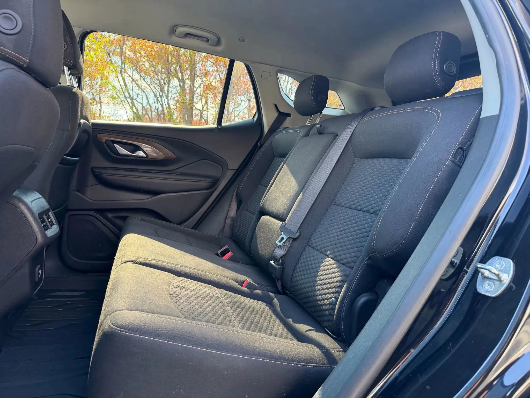 Used 2019 GMC Terrain SLE w/ Driver Convenience Package image 12