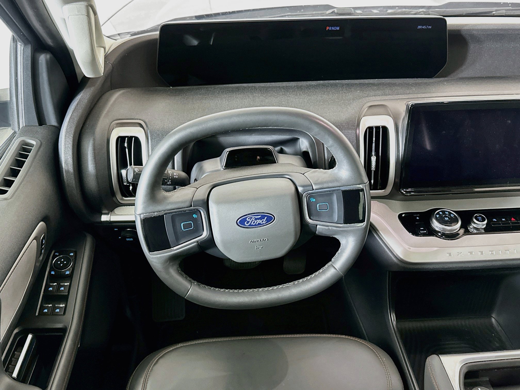 Used 2025 Ford Expedition Max Active AWD/4WD image 18