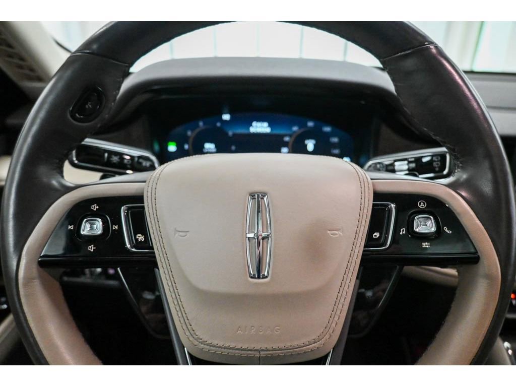 Used 2023 Lincoln Aviator Grand Touring w/ Equipment Group 301A AWD/4WD image 11