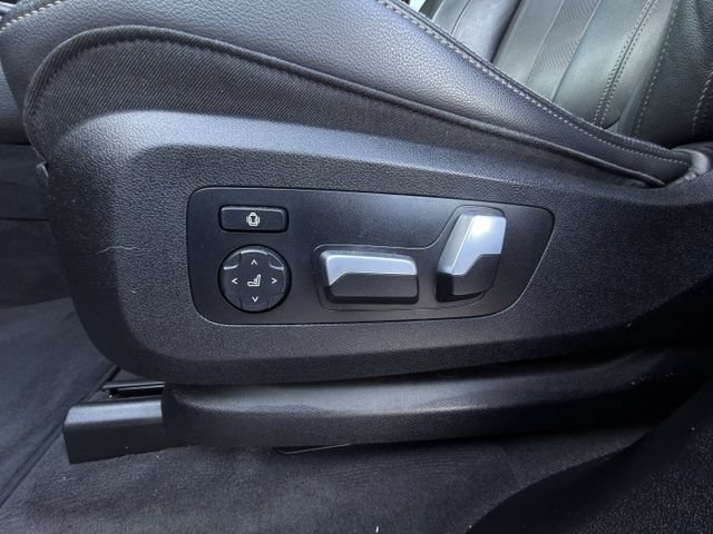 Used 2020 BMW X5 sDrive40i w/ M Sport Package RWD image 25