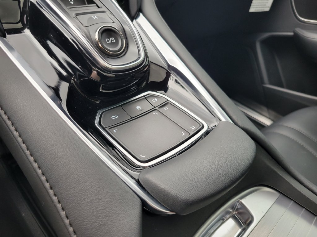 Used 2024 Acura RDX SH-AWD image 32