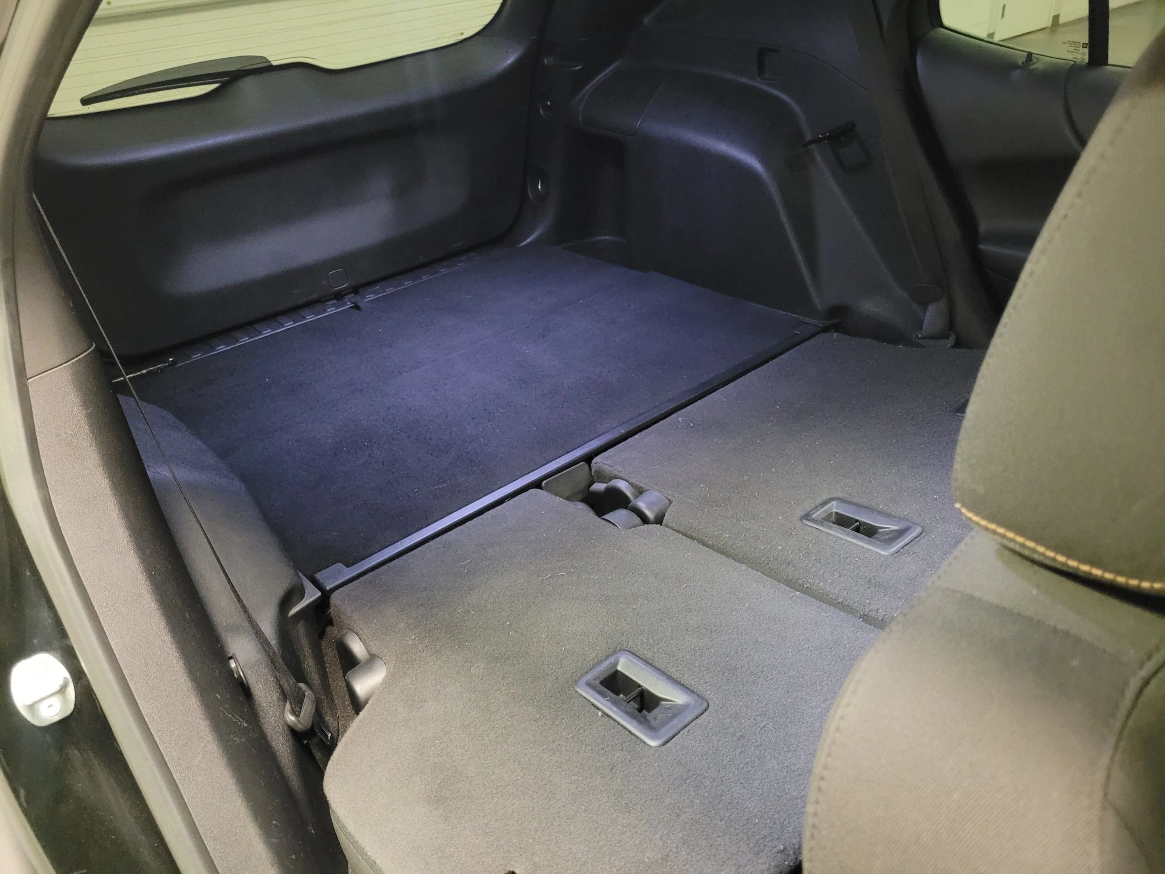 Used 2018 Chevrolet Equinox LT FWD image 35