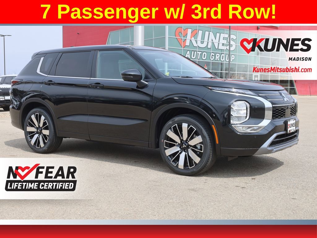 New 2025 Mitsubishi Outlander SE