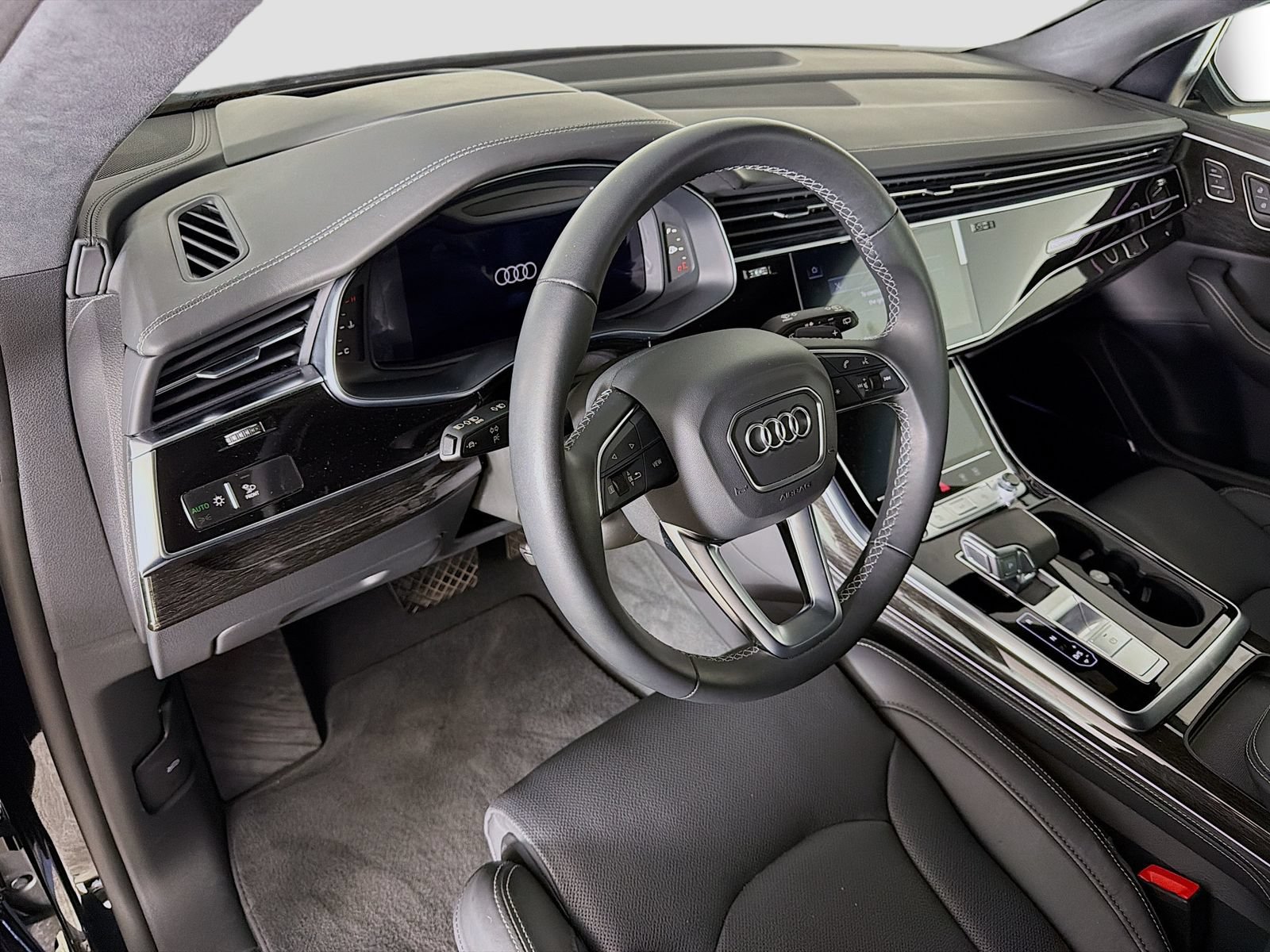 New 2026 Audi Q8 Prestige AWD/4WD image 9