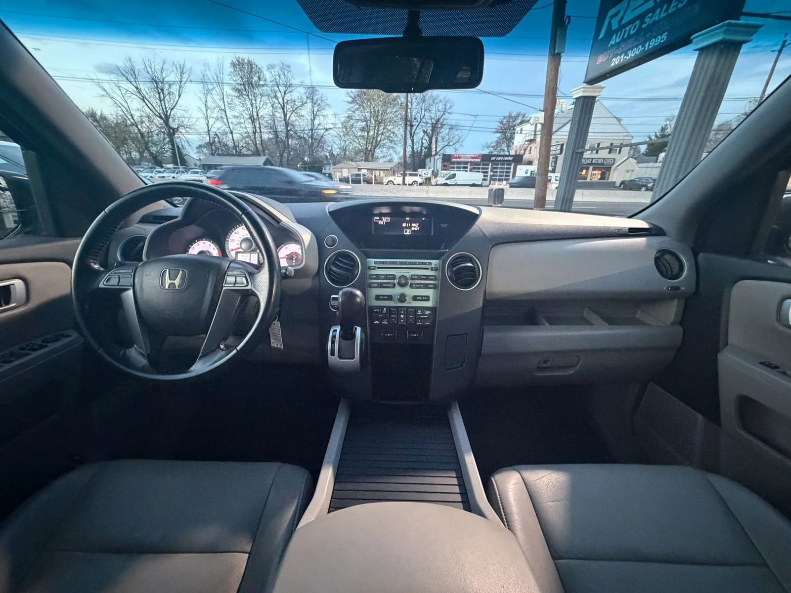 Used 2010 Honda Pilot EX-L image 22