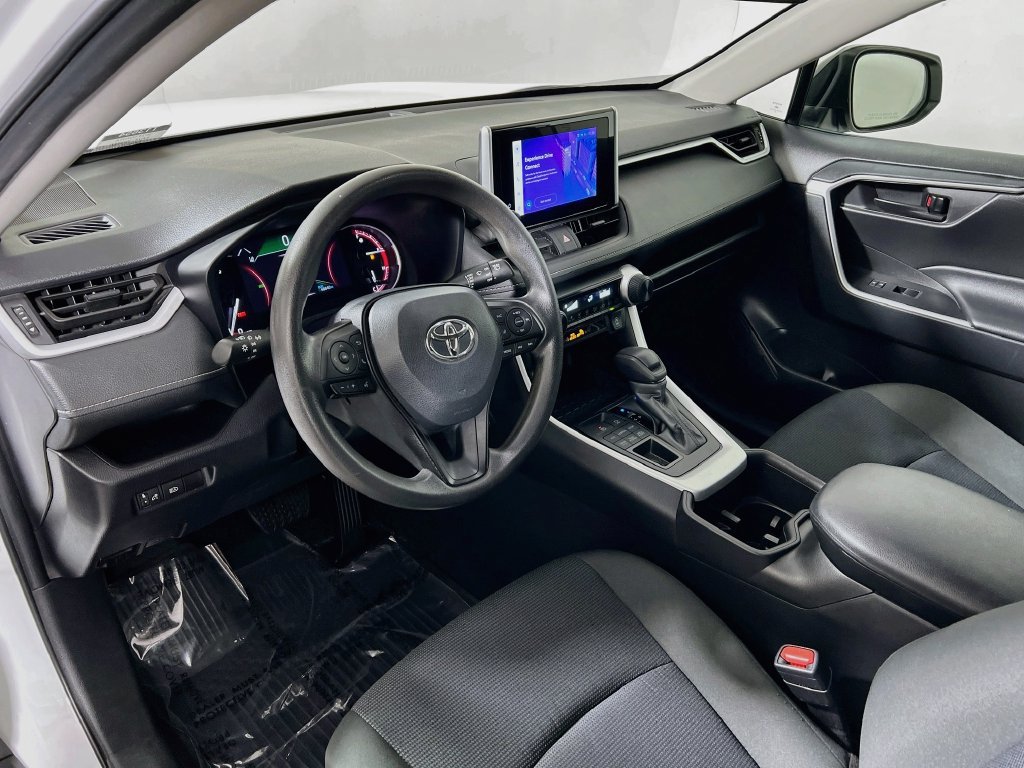 Certified 2024 Toyota RAV4 LE AWD/4WD image 9