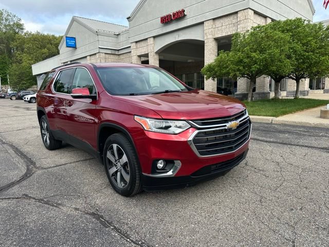 Used 2020 Chevrolet Traverse LT w/ LT Premium Package FWD image 7