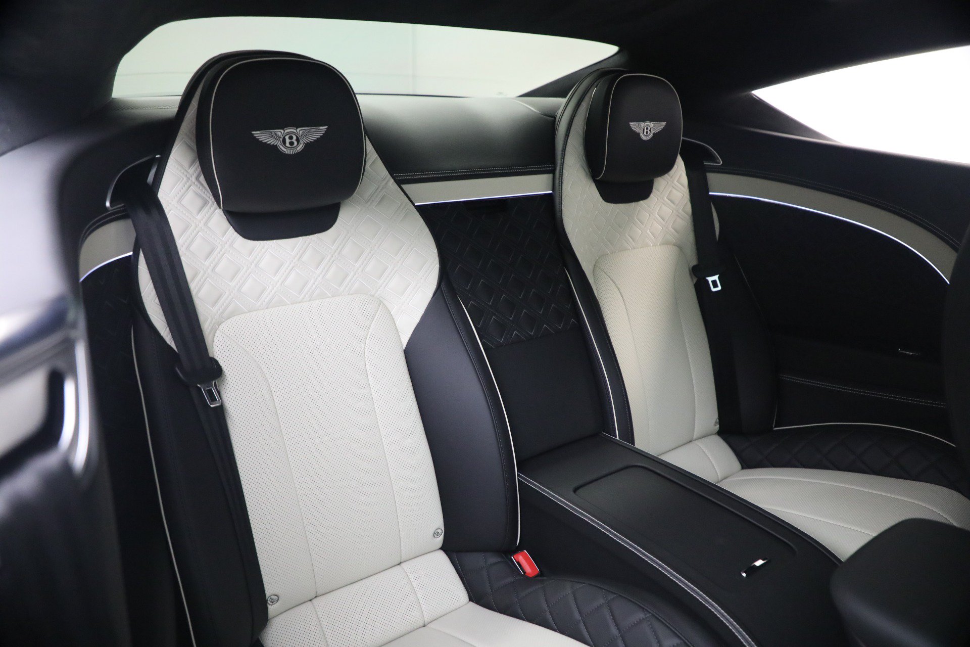 Certified 2021 Bentley Continental GT AWD/4WD image 27