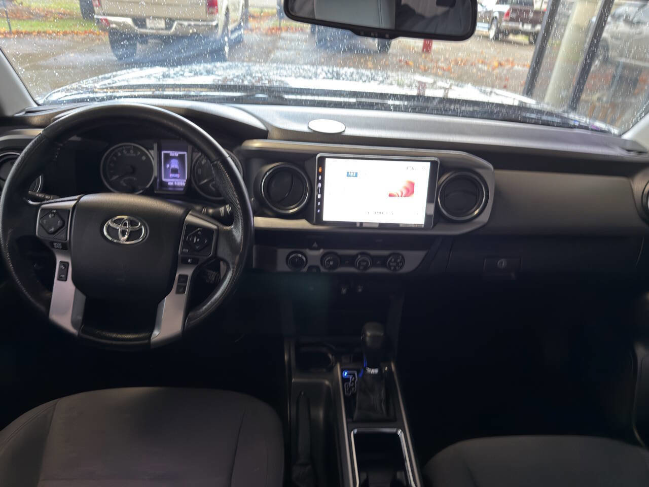 Used 2019 Toyota Tacoma SR5 image 15
