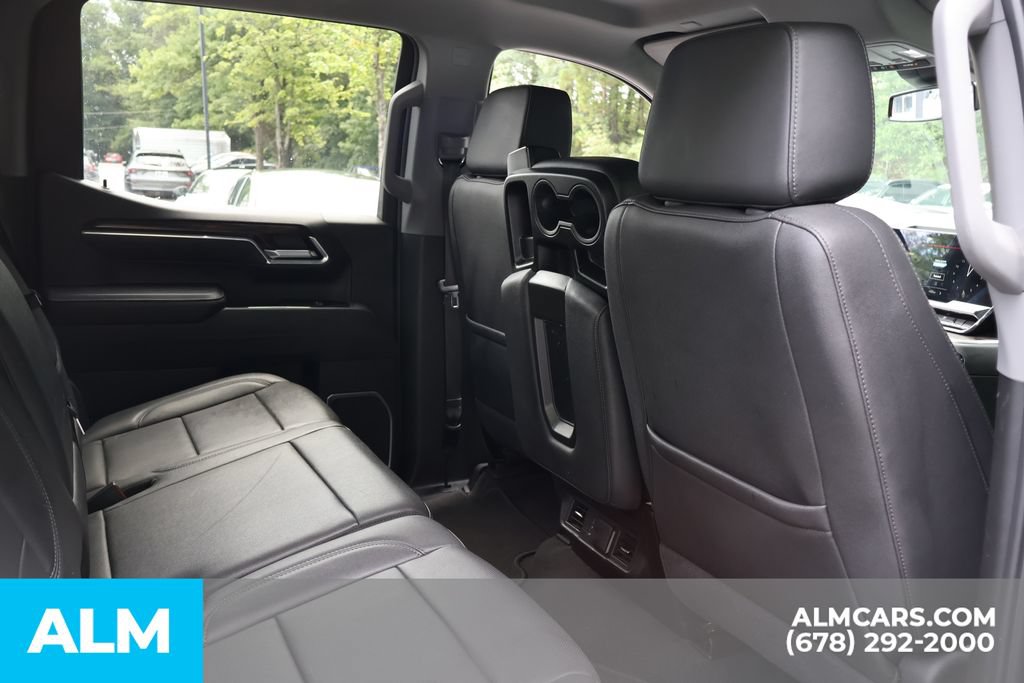 Used 2025 GMC Sierra 1500 SLT RWD image 22
