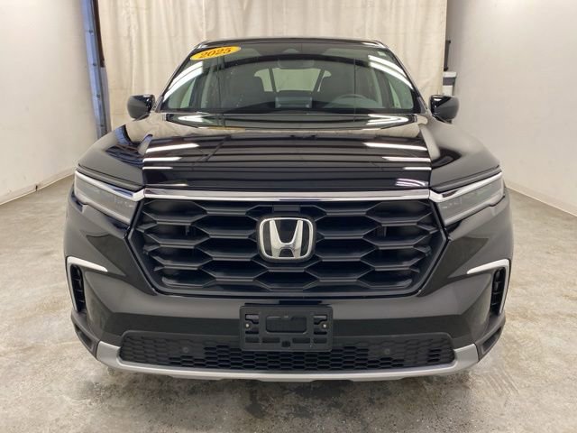 Certified 2025 Honda Pilot EX-L image 2