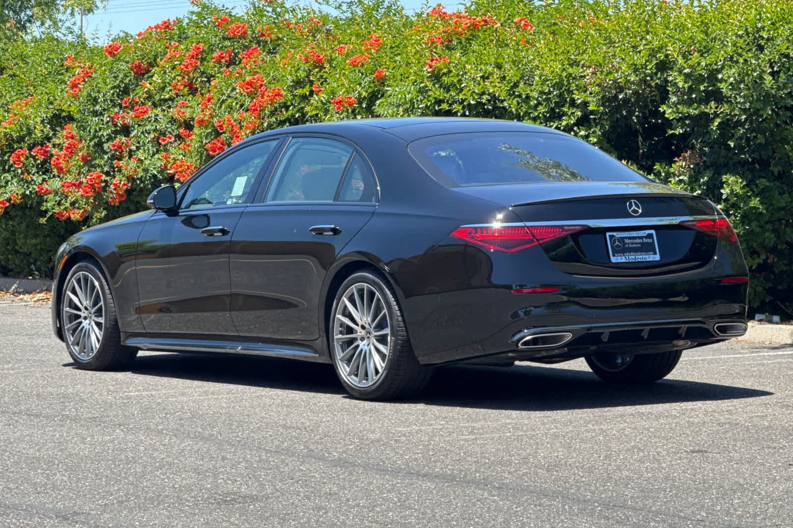 New 2026 Mercedes-Benz S 500 4MATIC image 5