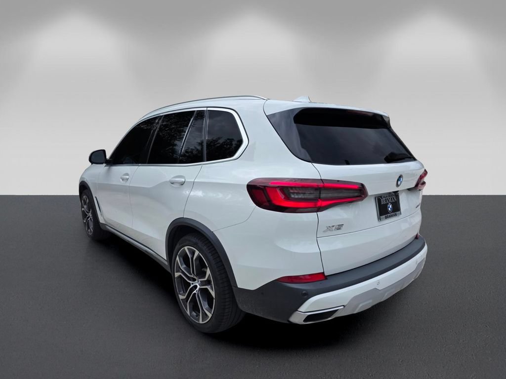 Used 2022 BMW X5 sDrive40i w/ Premium Package RWD image 6