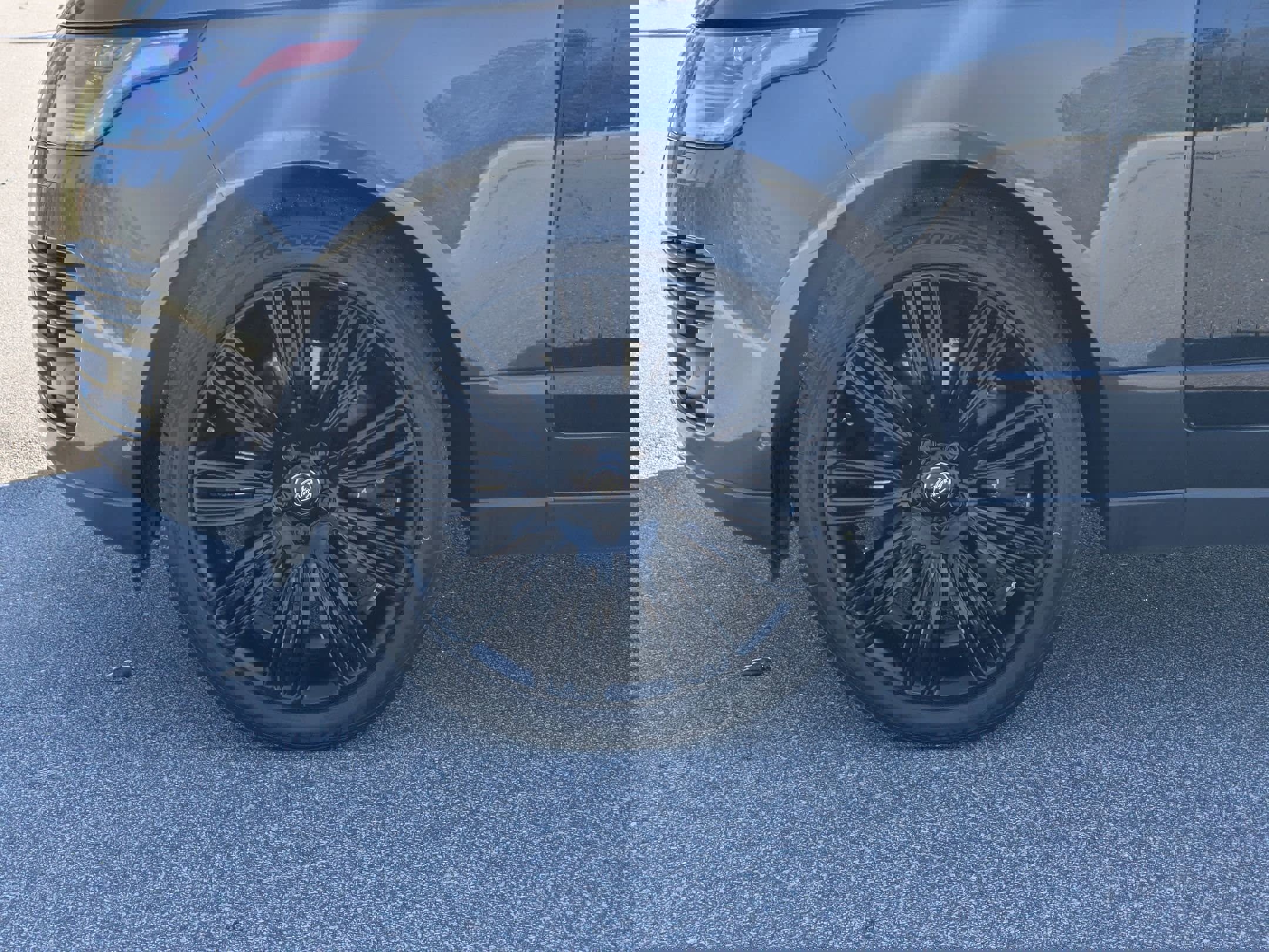 Used 2019 Land Rover Range Rover Supercharged image 34