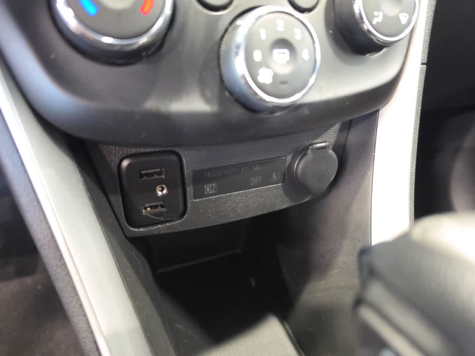 Used 2021 Chevrolet Trax LT FWD image 22