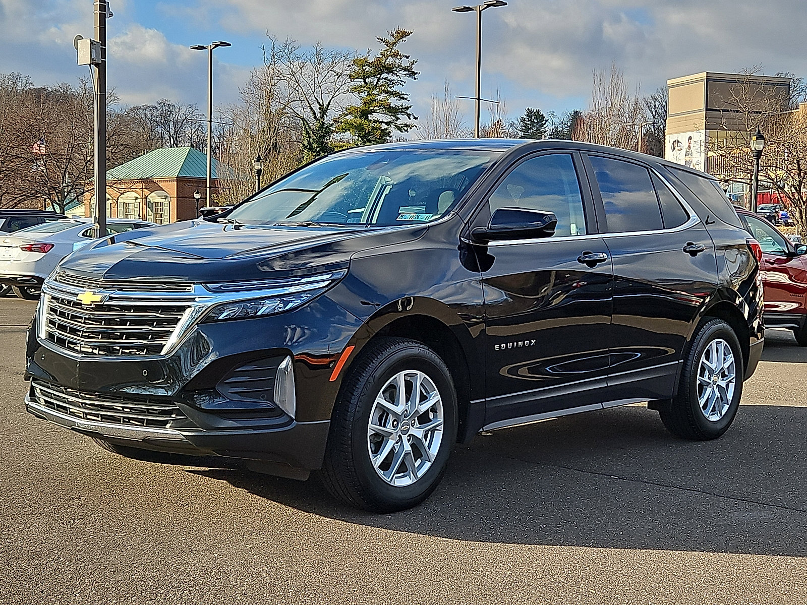 Certified 2024 Chevrolet Equinox LT image 3