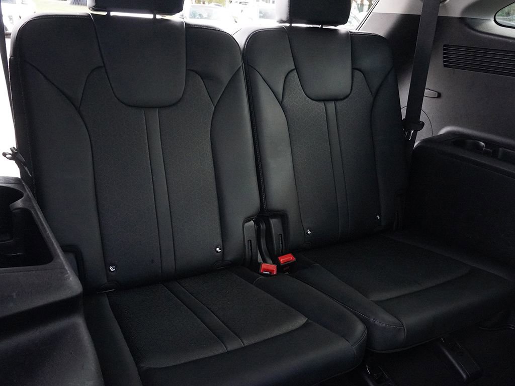 Used 2021 Kia Sorento S FWD image 31