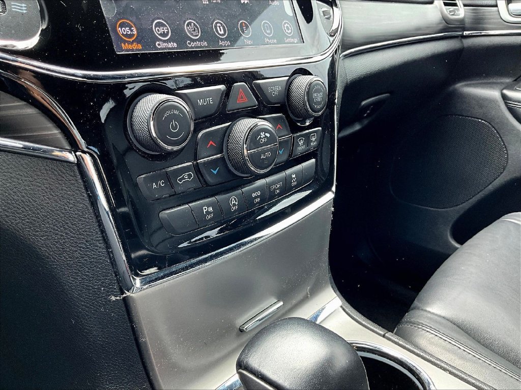 Used 2022 Jeep Grand Cherokee Limited RWD image 15