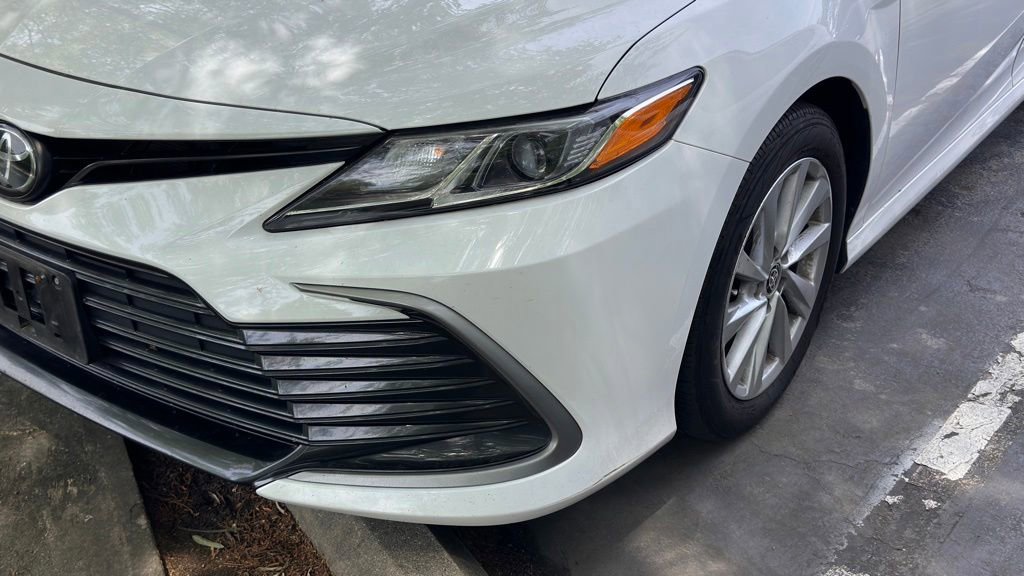 Used 2023 Toyota Camry LE FWD image 11