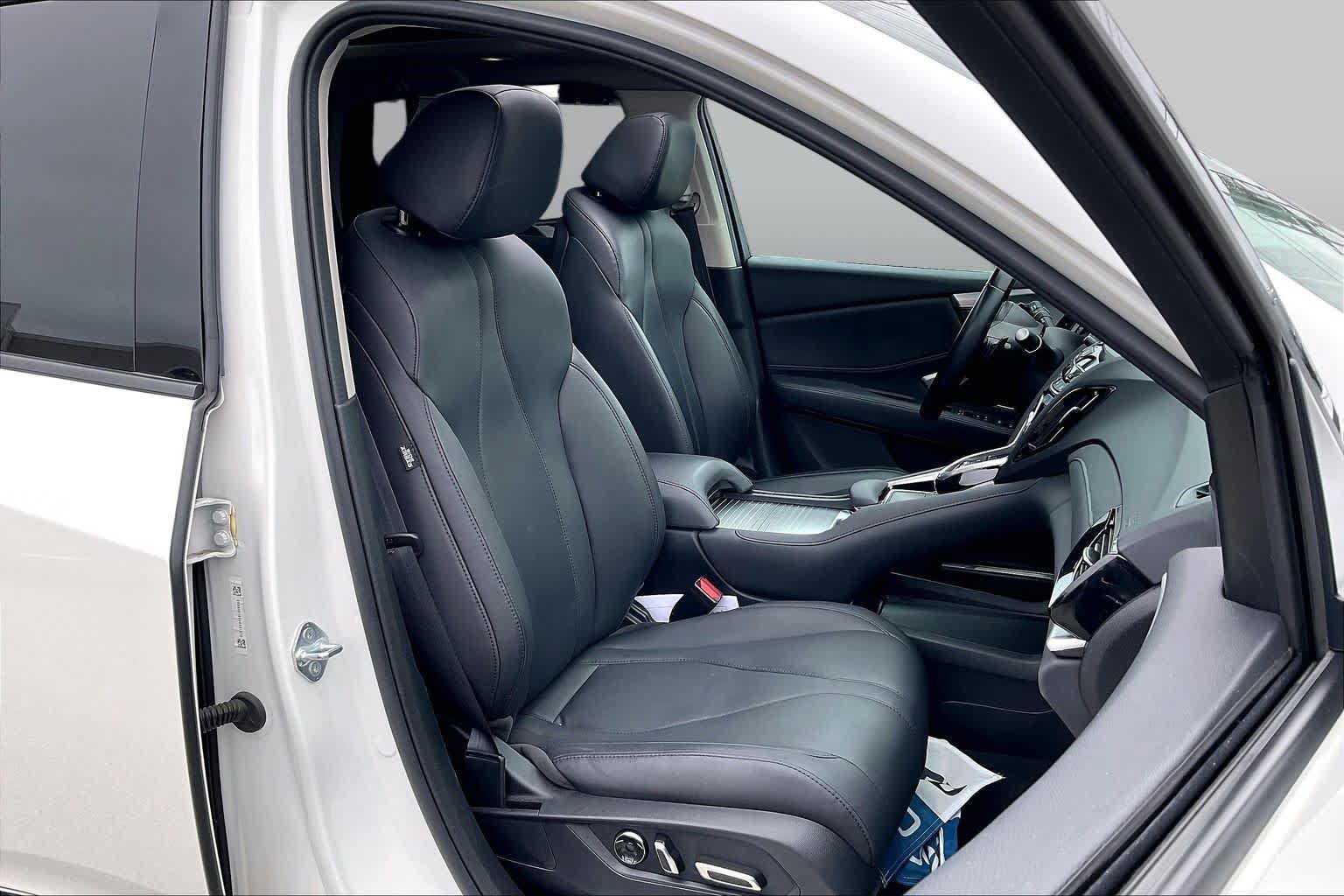 Certified 2024 Acura RDX SH-AWD image 9