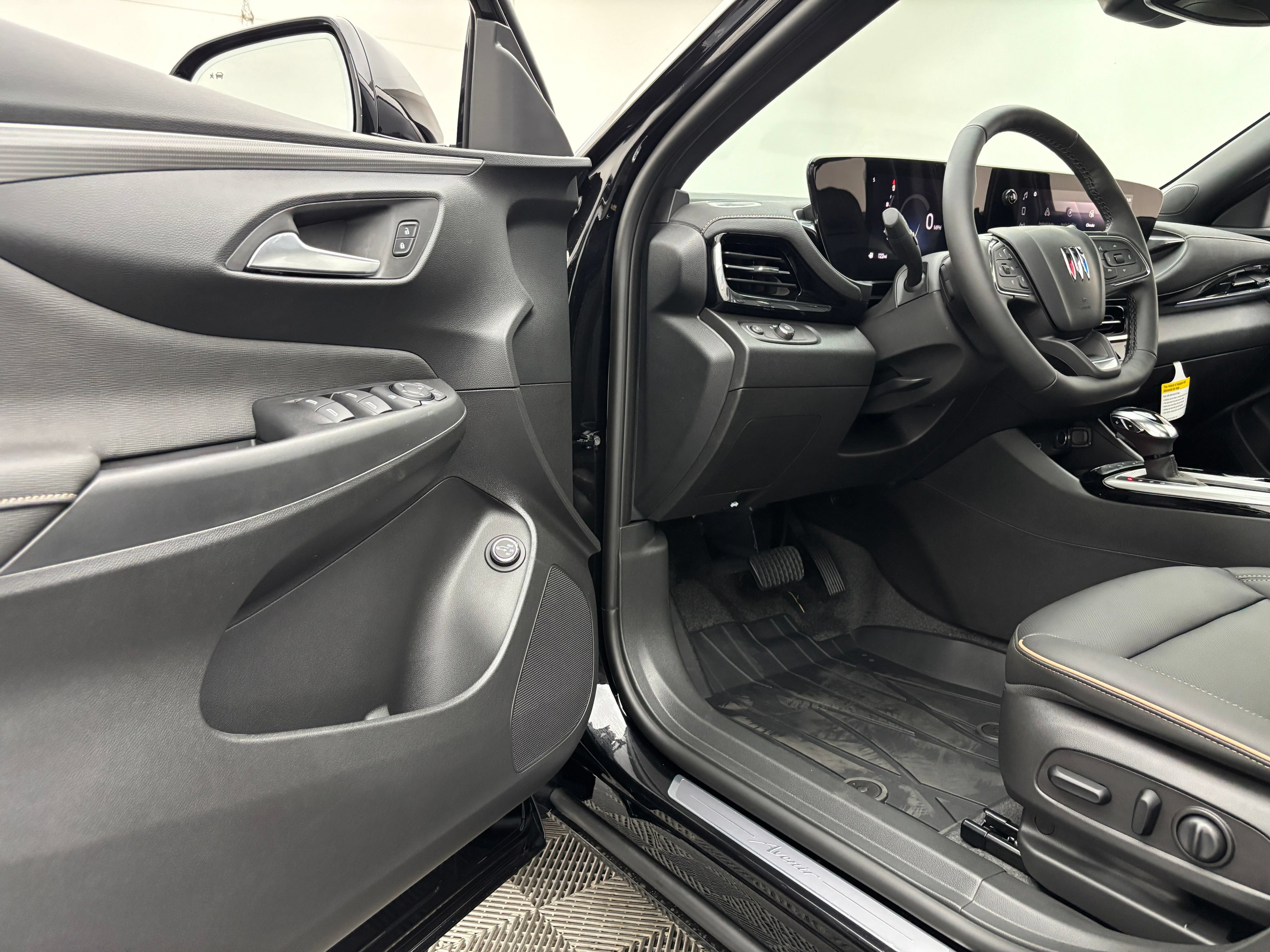 New 2026 Buick Envista Avenir FWD image 16