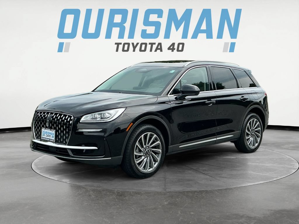 Used 2023 Lincoln Corsair Reserve AWD/4WD image 3