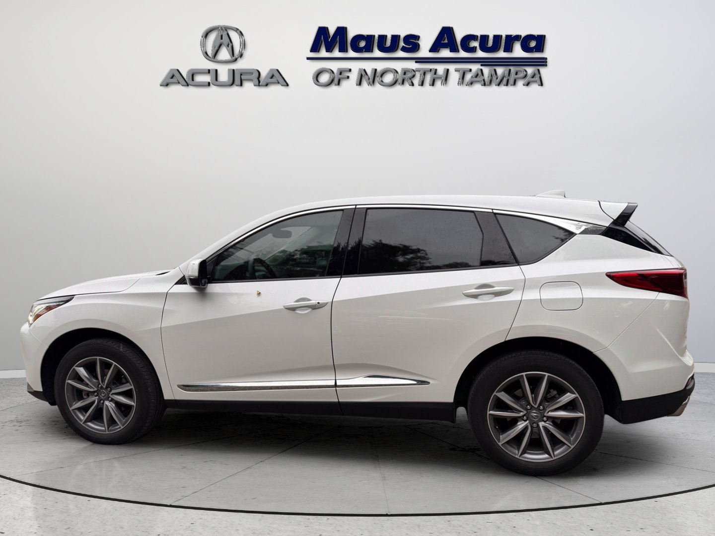 Used 2023 Acura RDX w/ Technology Package FWD image 5