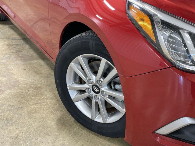 Used 2017 Hyundai Sonata SE FWD image 11