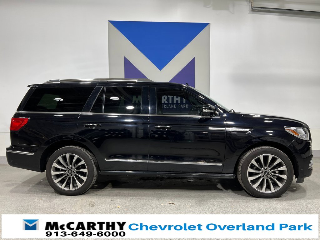 Used 2020 Lincoln Navigator Reserve image 4