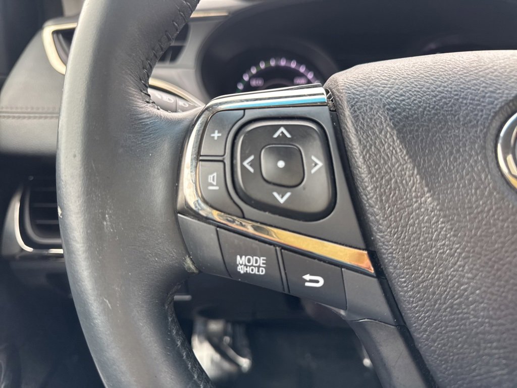 Used 2016 Toyota Avalon Limited image 34