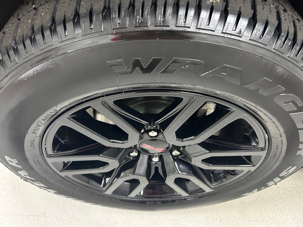 Used 2022 GMC Sierra 1500 Elevation AWD/4WD image 9