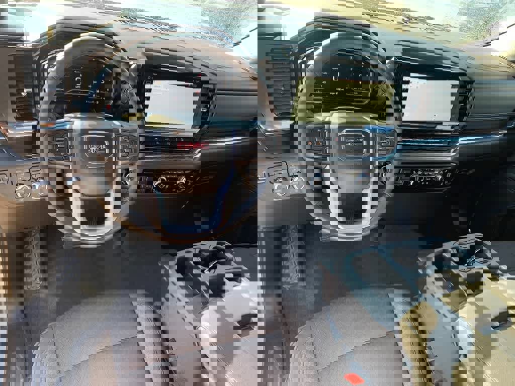 Certified 2024 GMC Sierra 1500 SLE image 17
