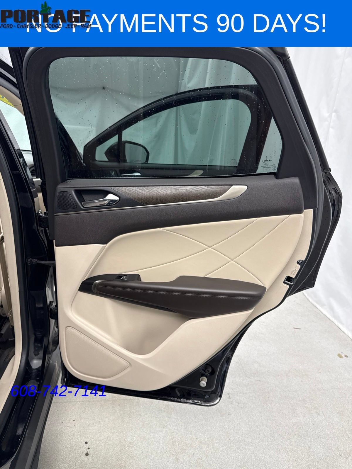 Used 2018 Lincoln MKC Reserve w/ Lincoln MKC Climate Package AWD/4WD image 36