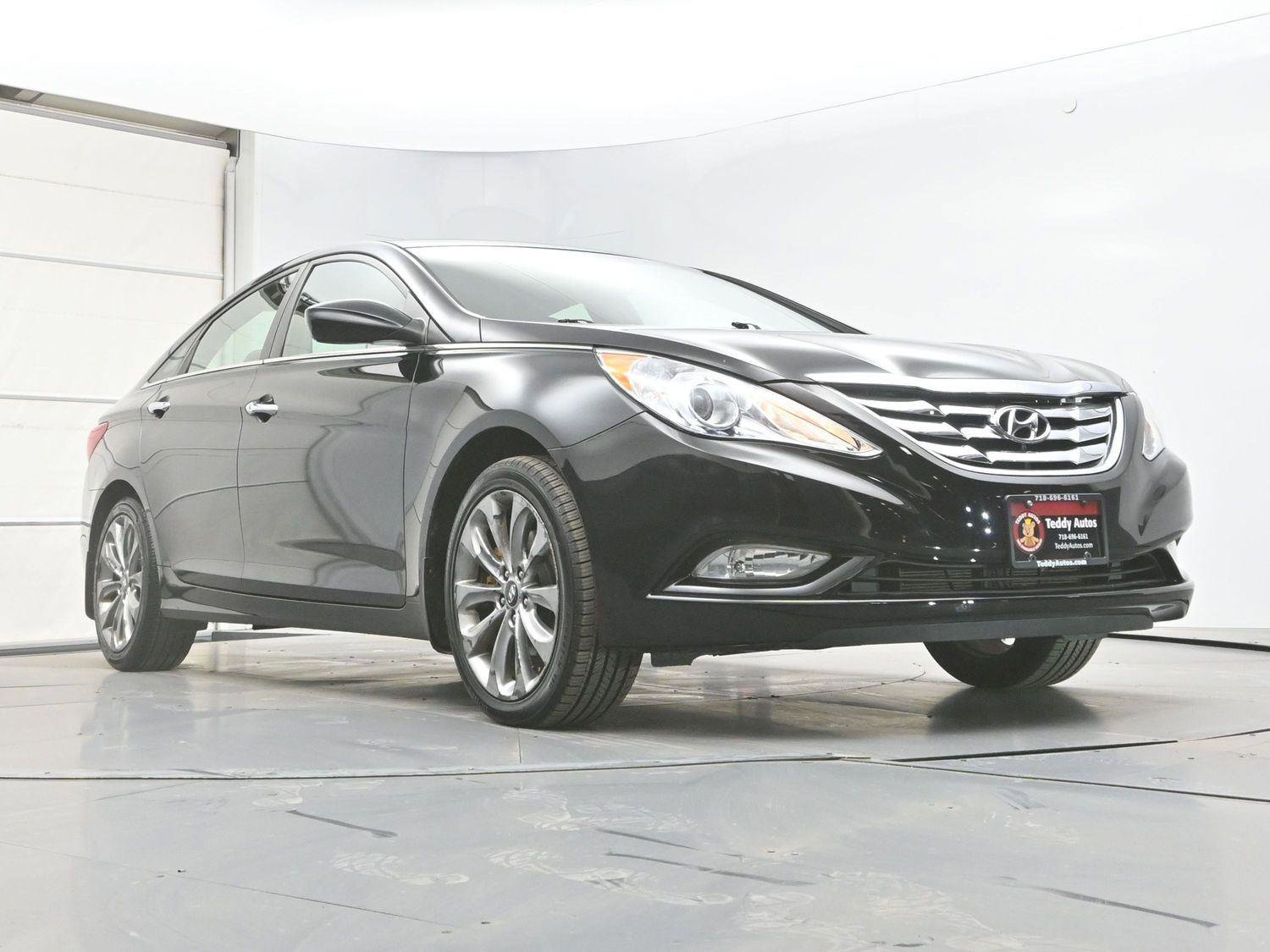 Used 2011 Hyundai Sonata SE FWD image 25